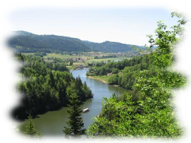Le Doubs Le Doubs, est une rivière franco/suisse,